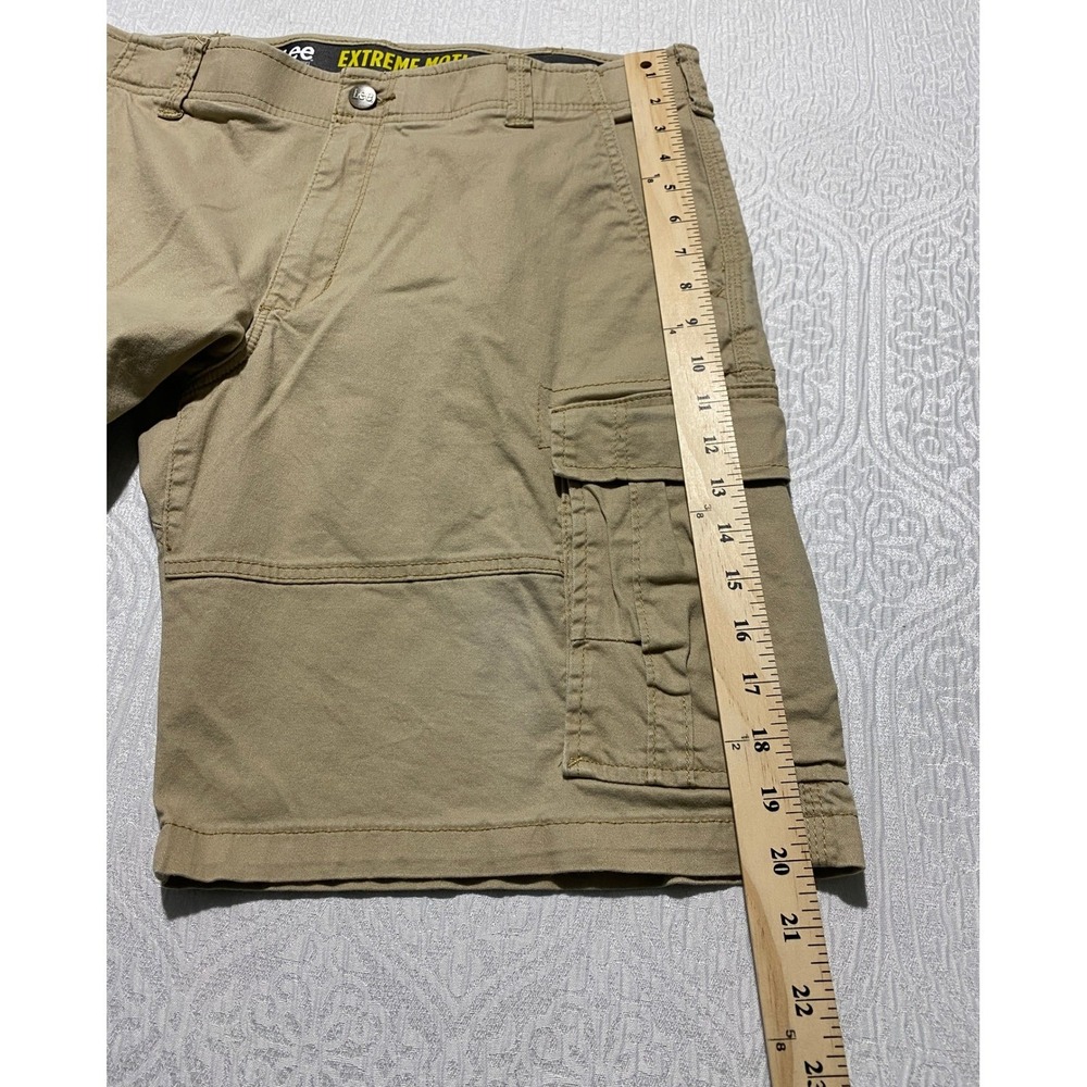 Lee Extreme Motion Performance Series Cargo Shorts Khaki Tan Mens 36 102188822 - Picture 4 of 7